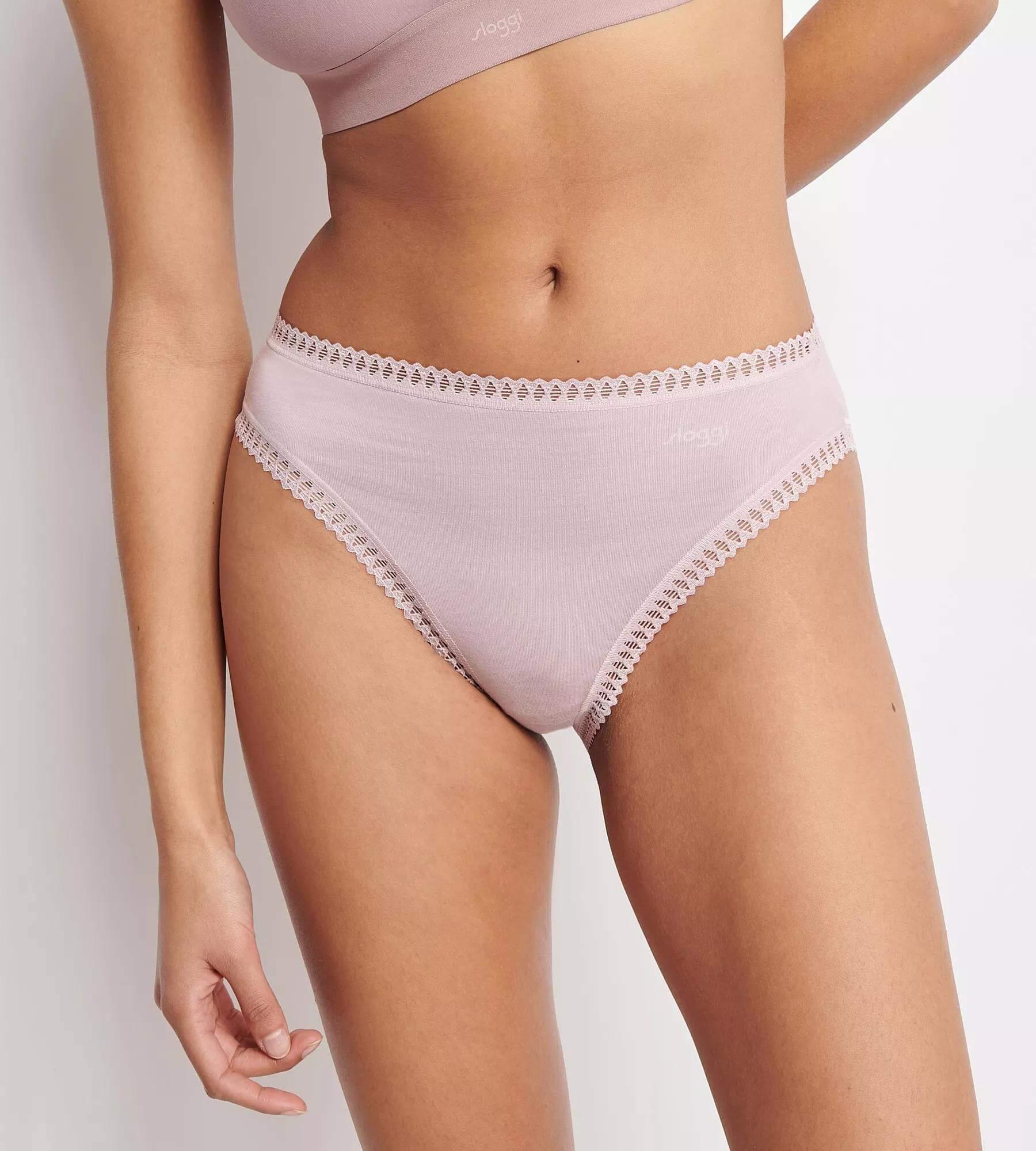 sloggi GO Crush 3-pack high-leg tai brief in soft pink with lace trim for a comfortable fit.