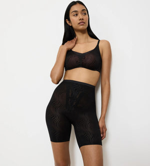 Triumph Shape Smart Ellipse body-shaping brief with tummy-control and soft waistband for comfort and an invisible look.
