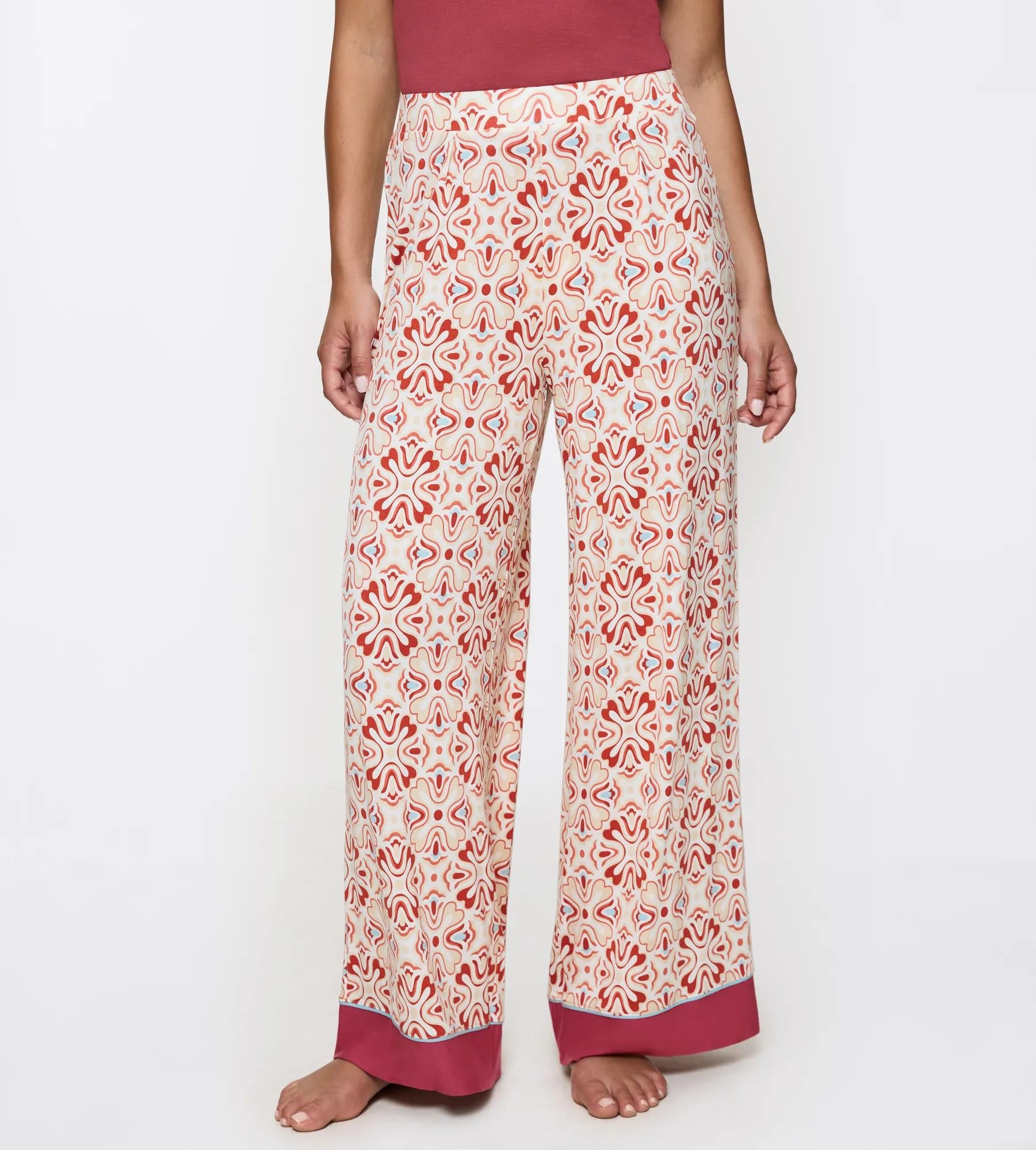 Aura Spotlight wide-leg trousers featuring a colorful pattern and comfortable waistband, perfect for casual outings.