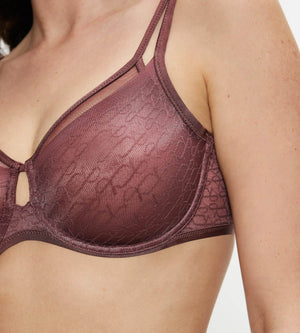 Triumph Signature Sheer decadent chocolate wired minimiser bra with elegant lace design and center key-hole.