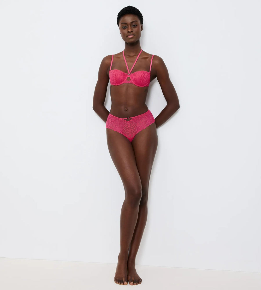 That Night In Vegas — FLASHY PINK