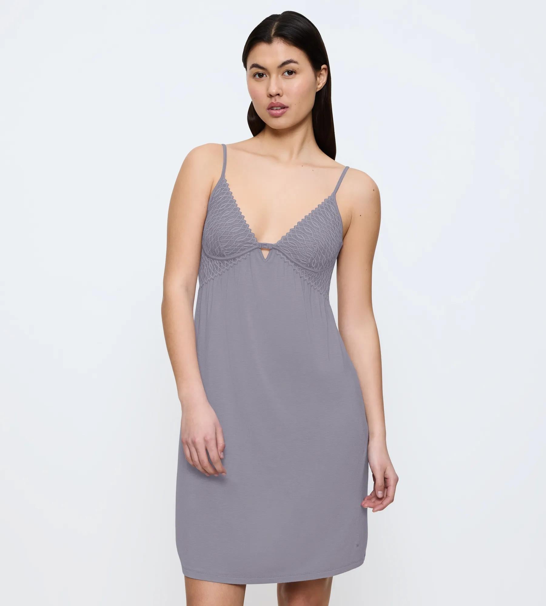 Aura Spotlight — GREY SHADOW