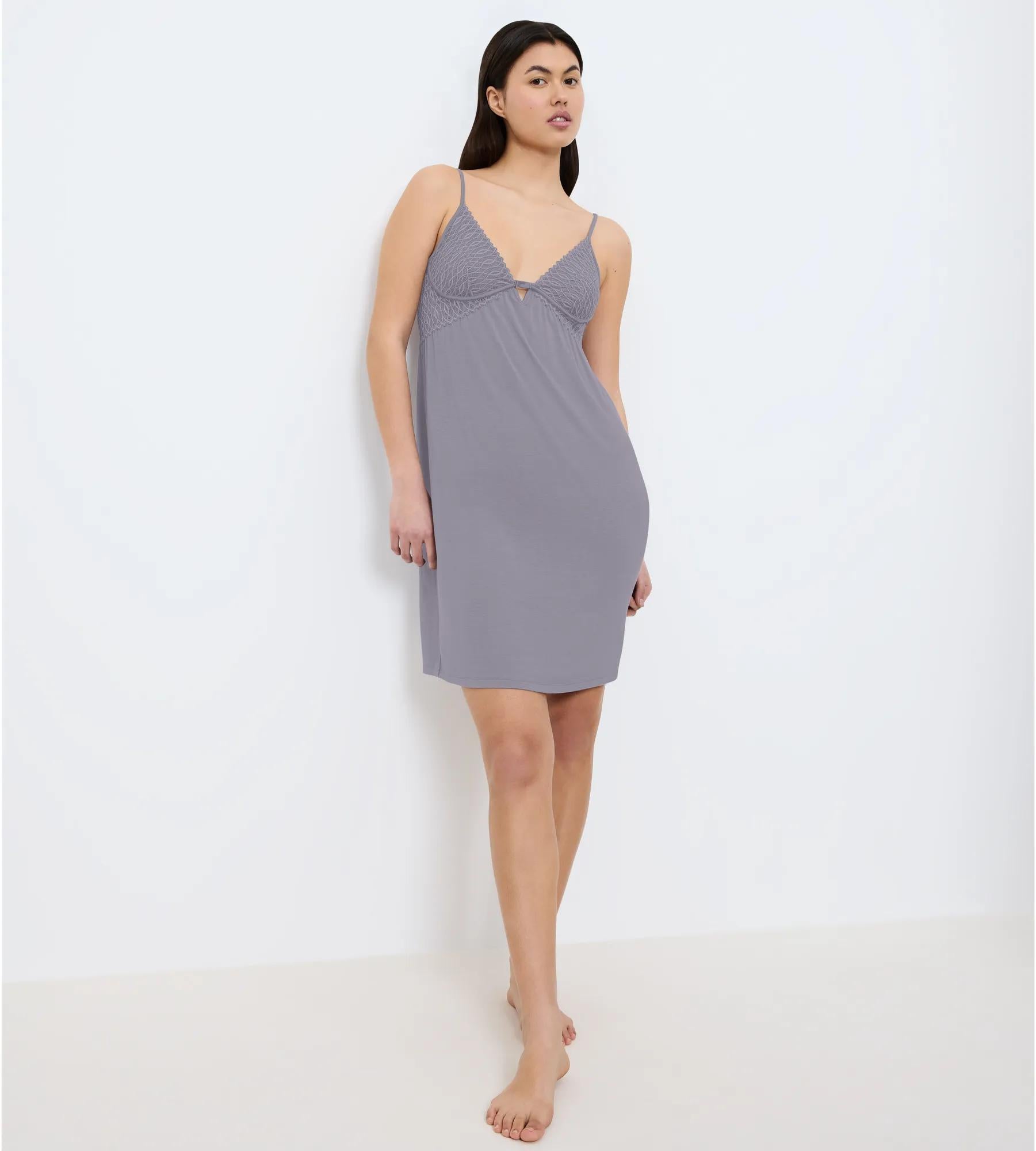 Aura Spotlight — GREY SHADOW