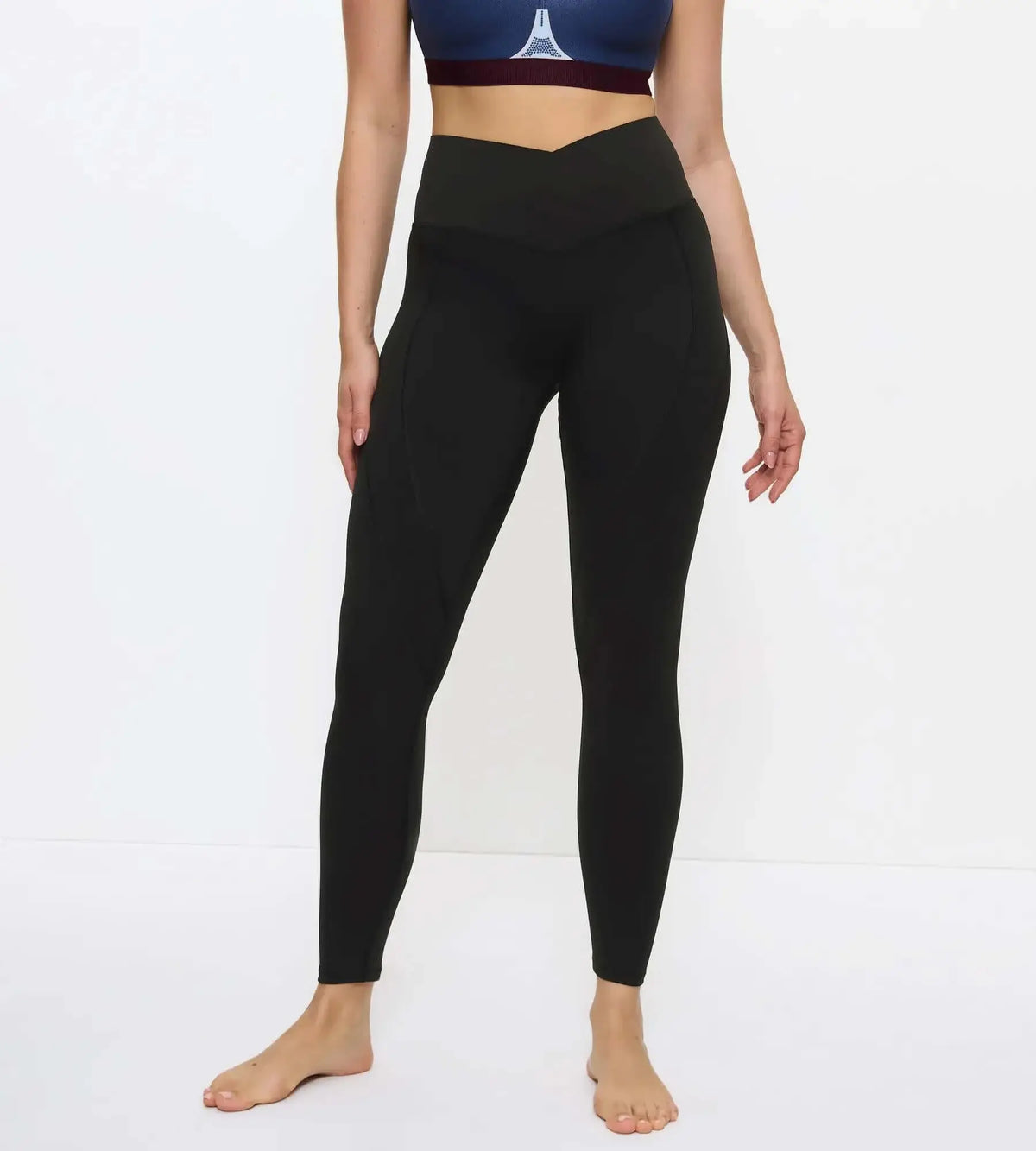 Model wearing Cardio RTW high-rise leggings for a sculpted look and comfortable fit.